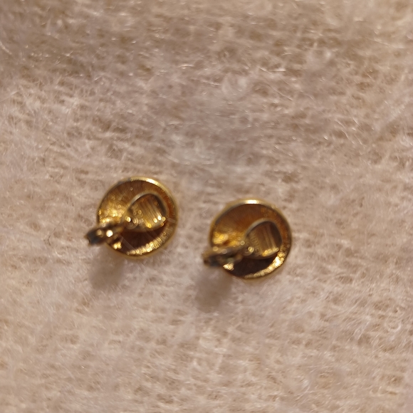 Vintage red and gold clip on earrings by Monet - Picture 2 of 6